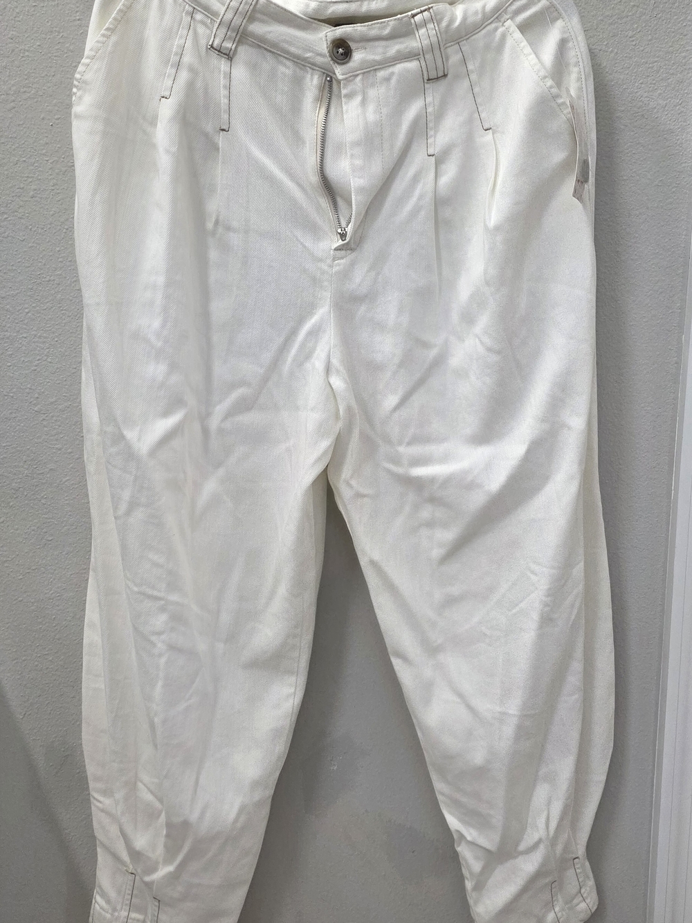 Free People Women's Cream Pleated Twill Chinos